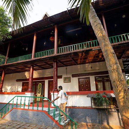 Garggi Backwater Retreat Hotel Kottajam Kültér fotó